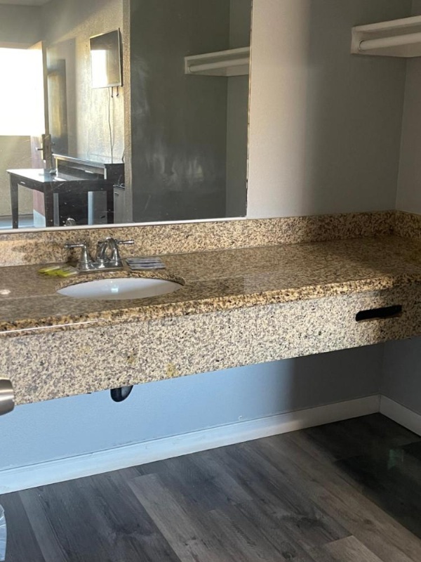 San Jacinto Inn image 5